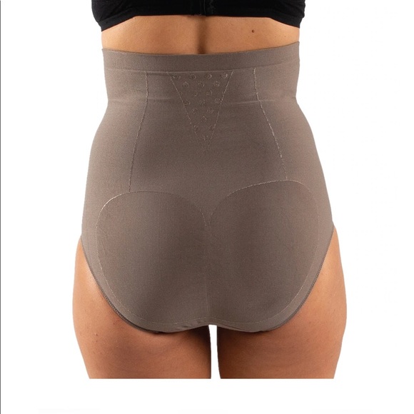 Everyday Firm control High Rise Panty - 2 Pack size Medium - Picture 5 of 13